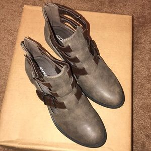 Grey Ankle Boots Size 8